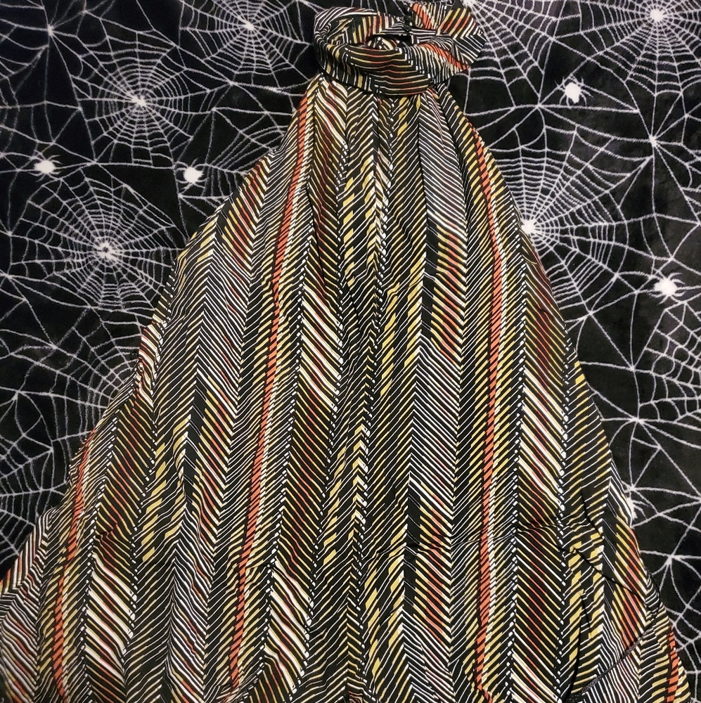 ASTR THE LABEL STRIPED CHEVRON HALTER ROMPER